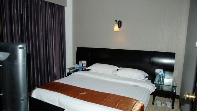 Jiujiang  Jinyu International Hotel חדר תמונה
